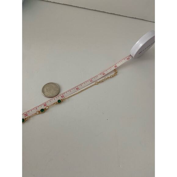 chain bracelet with green rhinestone - Picture 3 of 3